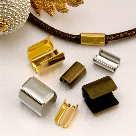 Clasp with rhodium color