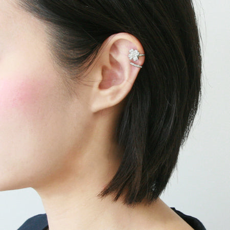 Earphone with gold plate