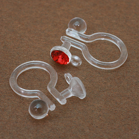 Non-hollow pierced resin, kun with soap.