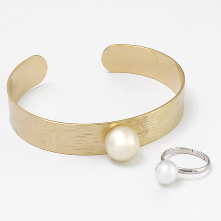 Resin pearl three quarter single hole cream