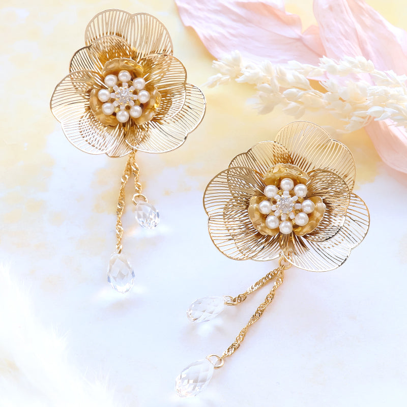 【KIWA BRIDAL】KBE-11 シアーフラワー イヤリング ゴールド