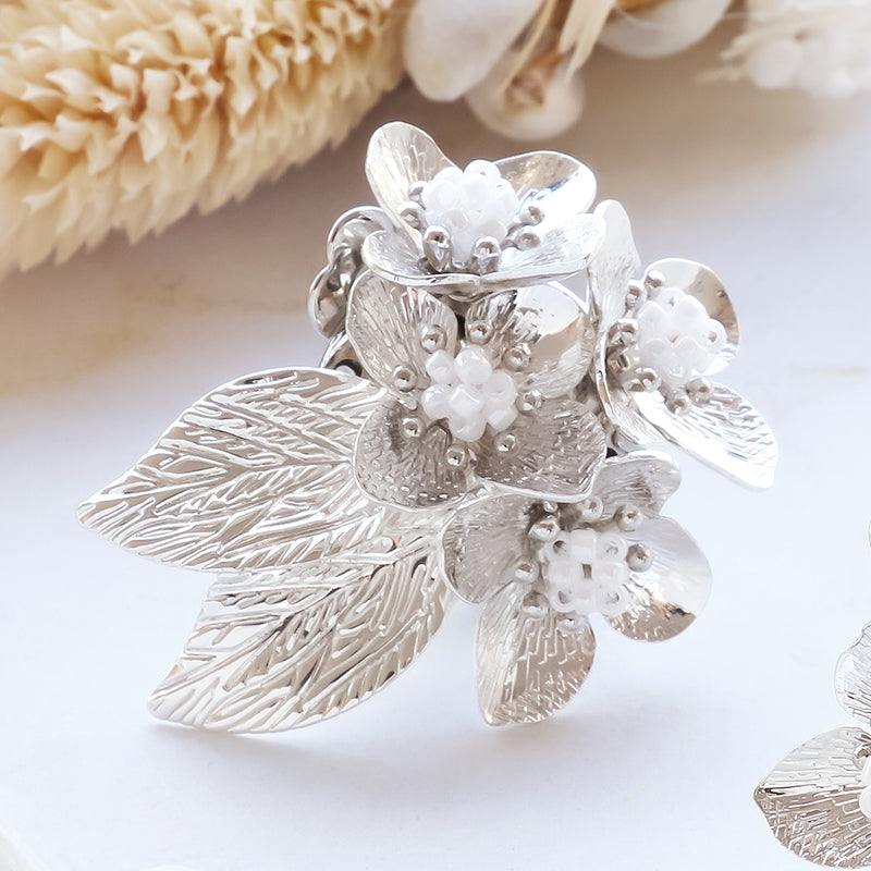 【KIWA BRIDAL】KBE-9 ハイドレンジア イヤリング シルバー