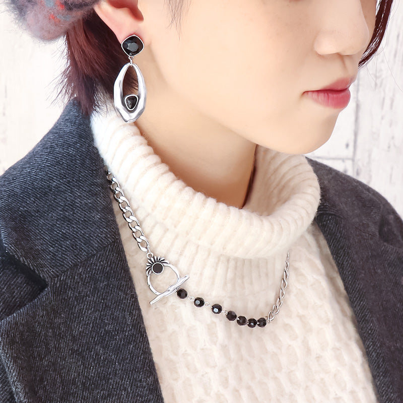 Recipe No.KR1278 Monotone neck and earrings with Greek parts