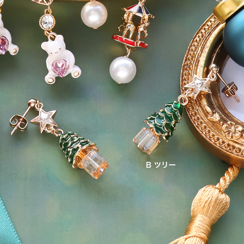 Recipe No.KR1291 3 types of Christmas charm earrings