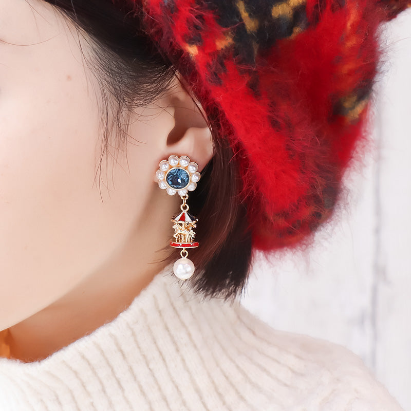 Recipe No.KR1291 3 types of Christmas charm earrings