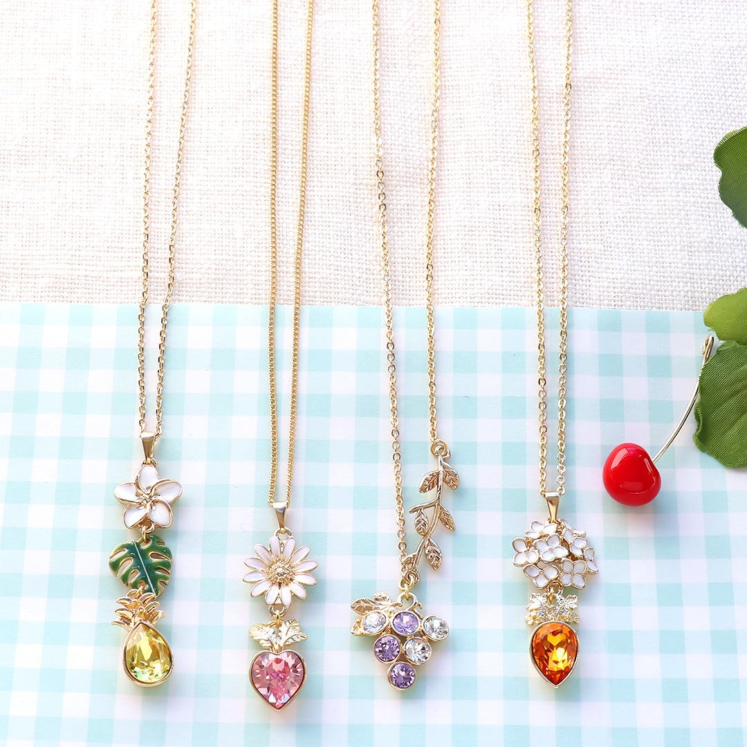 Material list No.ER0326Kiwa crystals4 types of fruit & vegetable necklaces