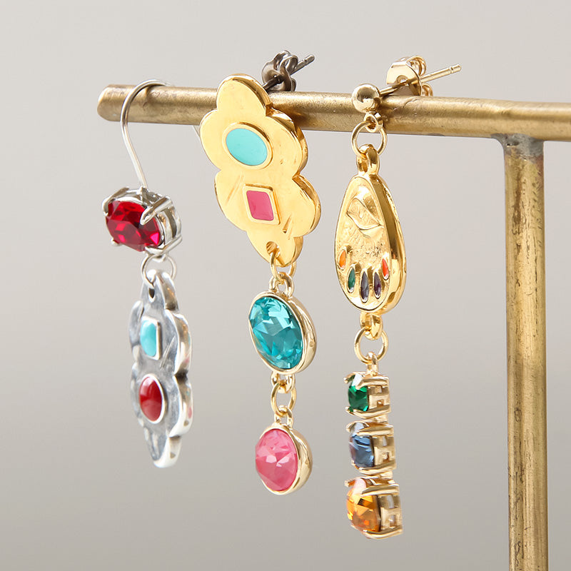Material list No.ER0368 3 types of Greek parts amulet motif earrings