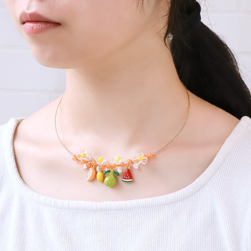 材料表No.ER0405 スペインパーツのフルーツモチーフネックレス