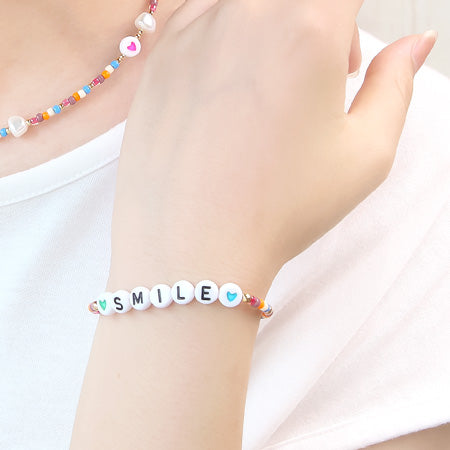 レシピNo.KR0356 イニシャルビーズのマルチカラーネック&ブレス