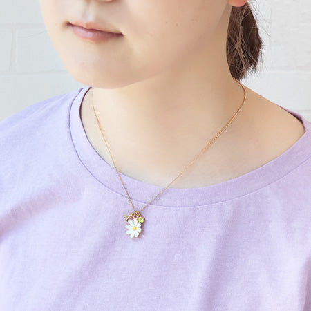 Recipe No.KR0555 4 types of charm daisy accessories