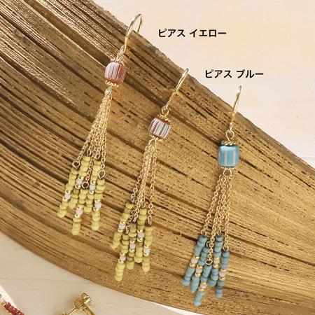 レシピNo.KR0834 アフリカントレードビーズのスウィングイヤーアクセサリー2種