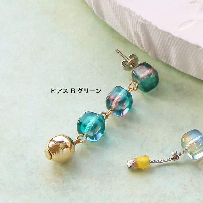 レシピNo.KR0881 チェコビーズのクリアイヤーアクセサリー3種