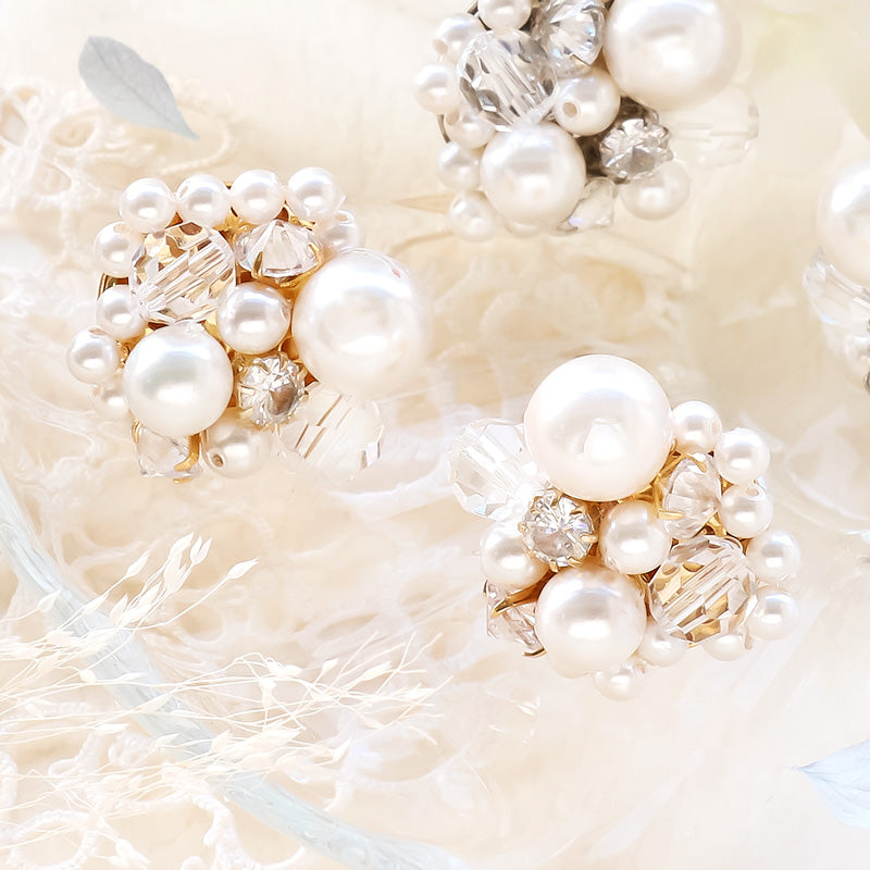 Recipe No. KR1137Kiwa crystalsPearl Bijoux earrings