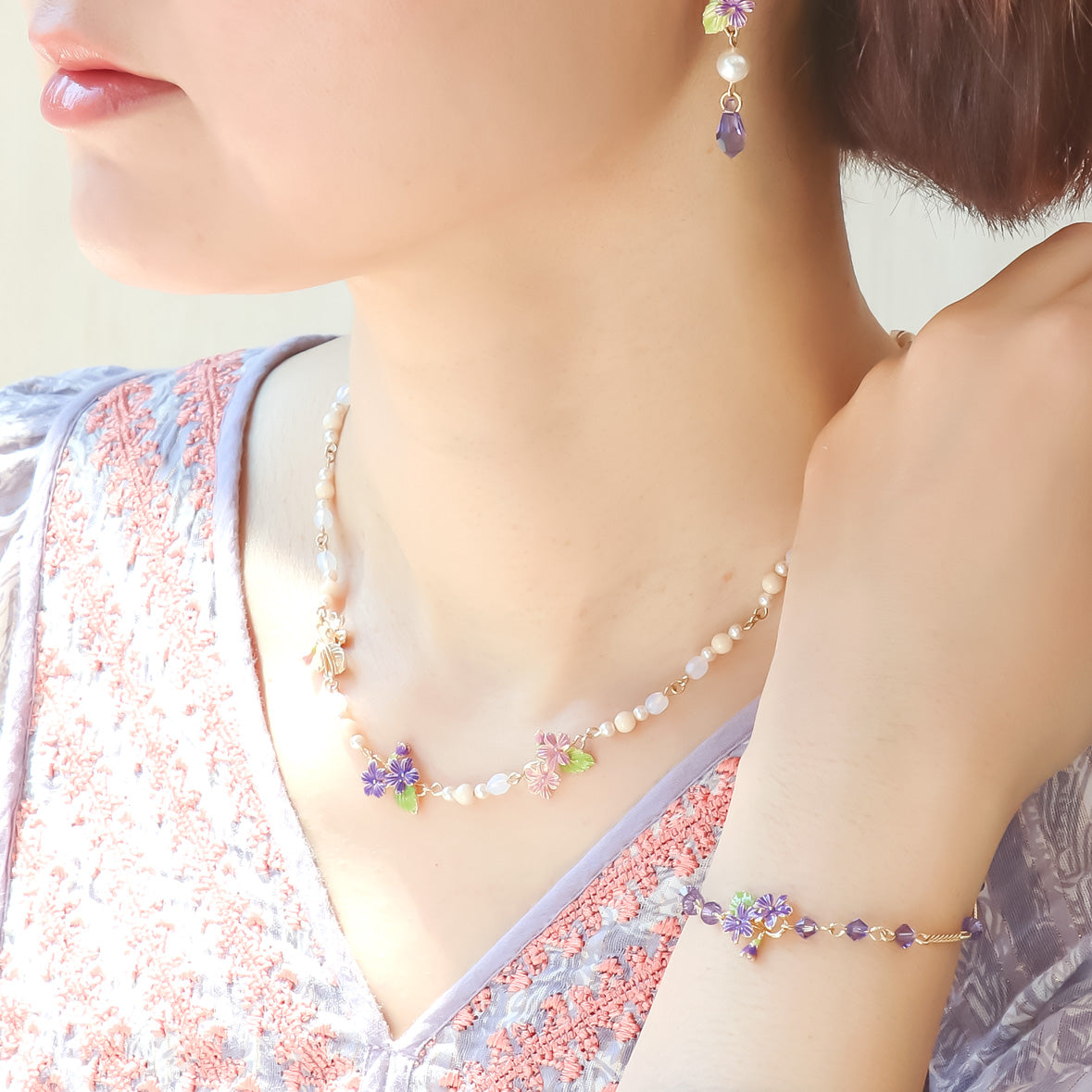 Recipe No. KR1161 Charm Sumire and Czech Bead Necklace