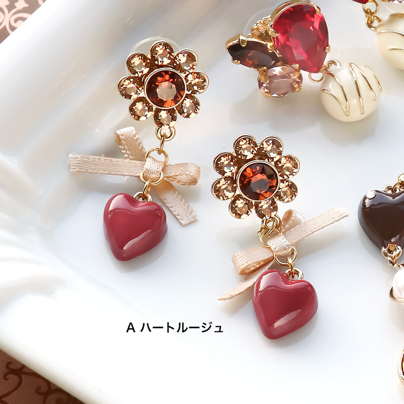 Recipe No.KR1320Kiwa crystalsand 3 types of charm bonbon chocolate earrings
