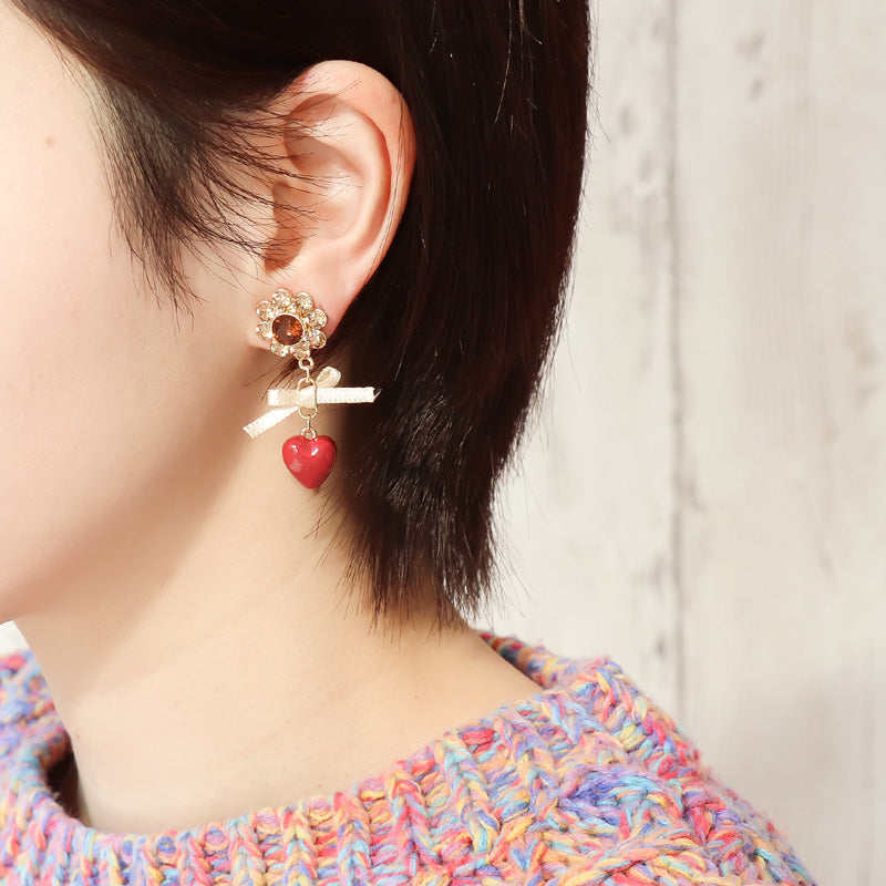 Recipe No.KR1320Kiwa crystalsand 3 types of charm bonbon chocolate earrings