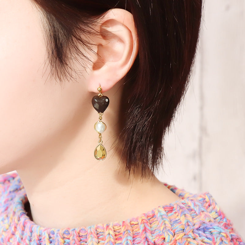 Recipe No.KR1320Kiwa crystalsand 3 types of charm bonbon chocolate earrings
