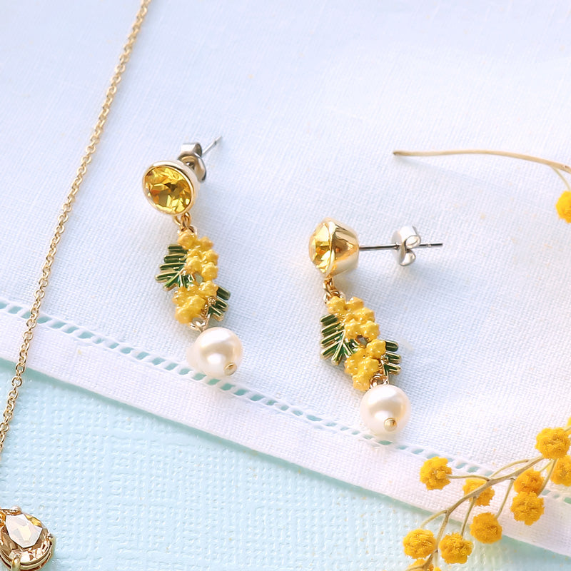 Recipe No.KR1324 Charm mimosa andKiwa crystalsneck & earrings