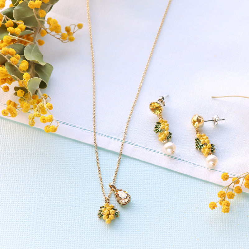 Recipe No.KR1324 Charm mimosa andKiwa crystalsneck & earrings