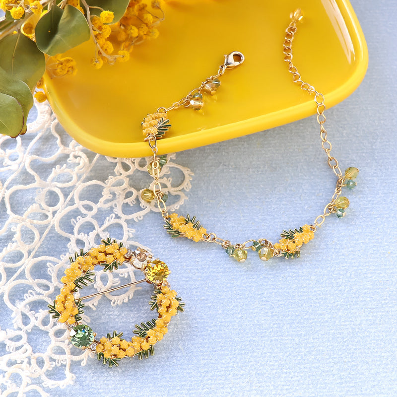 Recipe No.KR1325 Charm mimosa andKiwa crystalsbracelets & brooches