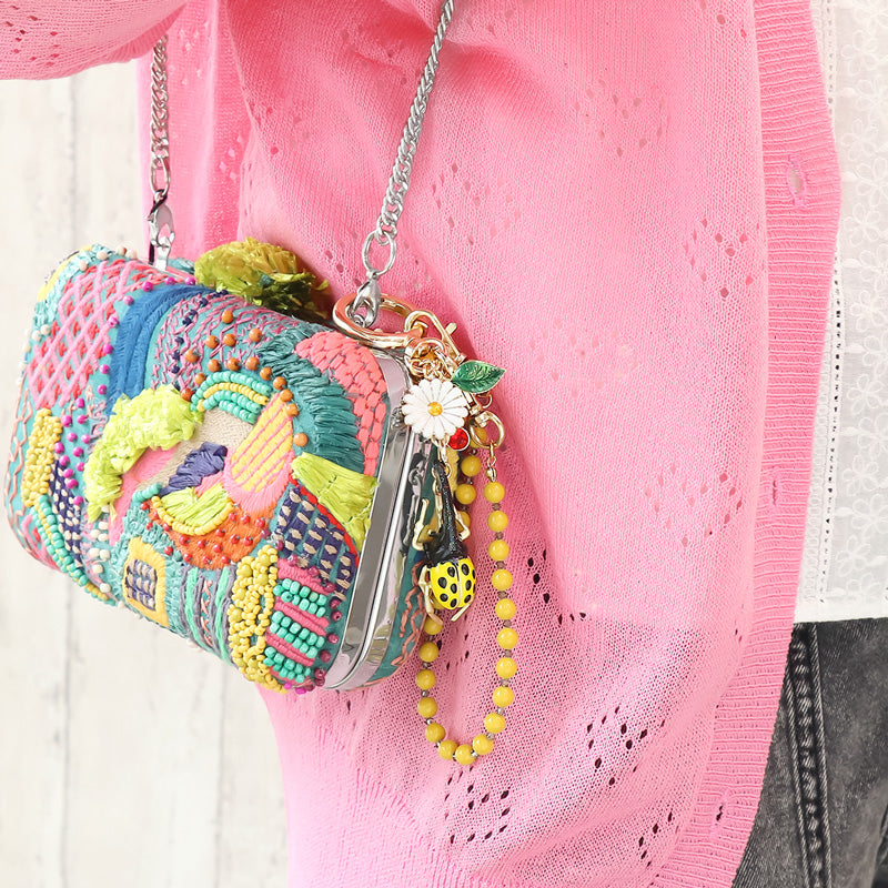 Recipe No.KR1361 2 types of botanical bag charms made from Spanish parts