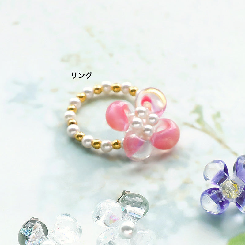 レシピNo.KR1374 ティアドロップビーズのフラワーアクセサリー2種