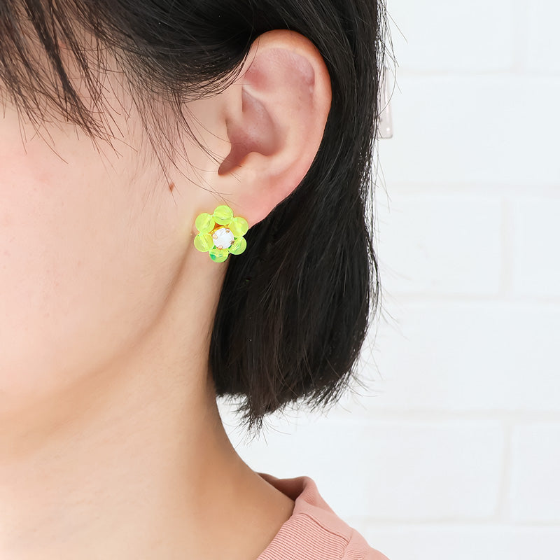 Recipe No.KR1386 2 types of German-made acrylic colorful flower accessories