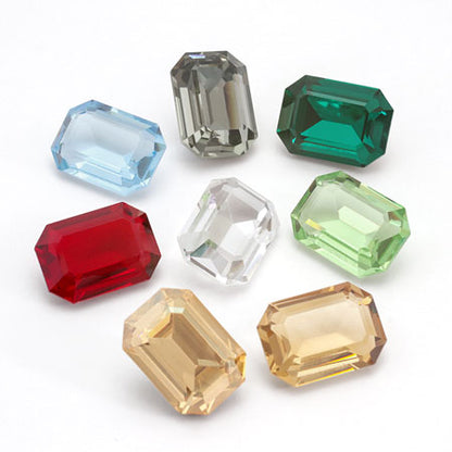 貴和クリスタル ＃4610　ペリドット/unf
