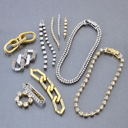 Continuous claw parts ring gold