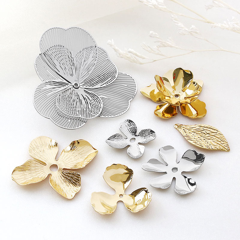 Metal flower No.29 rhodium color