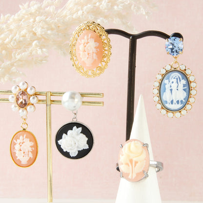 German Cameo Round Double Rose Black Matte/White