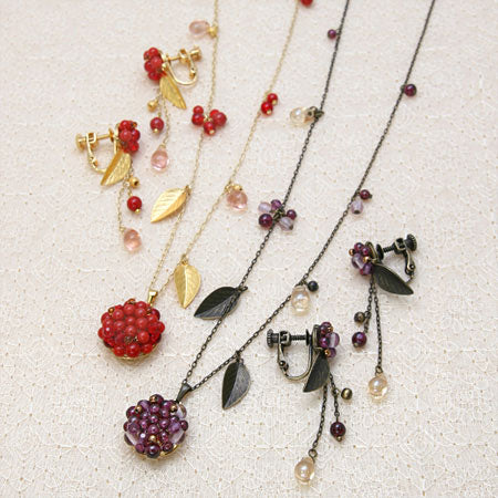 Natural stone round garnet