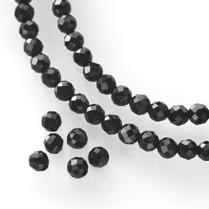 Natural stone round cut black spinel