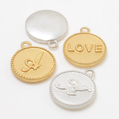 Charm initial plate smile mat gold