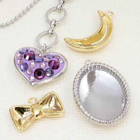 Cucclay pendant pendant gold. One-Kan gold.