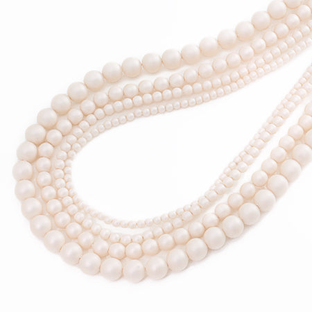 Resin poppy pearl pale cream