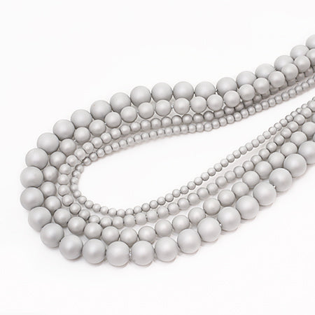 Resin poppy pearl silver gray