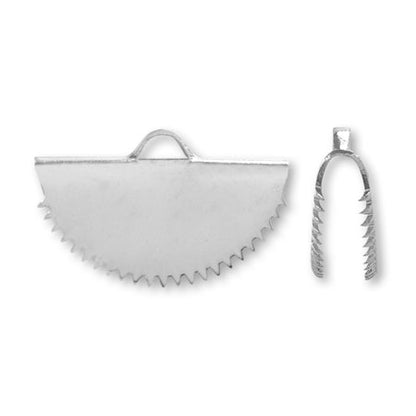 String closure half round with claws rhodium color