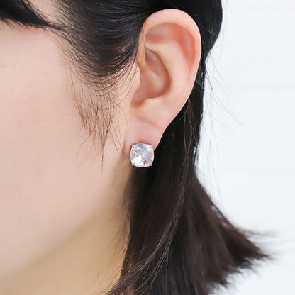 Post earrings with stone seat cushion 