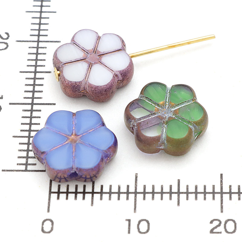 チェコ テーブルカット 6弁花3　シルクグリーン/B
