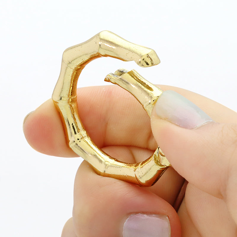 Carabiner Pattern Line Gold