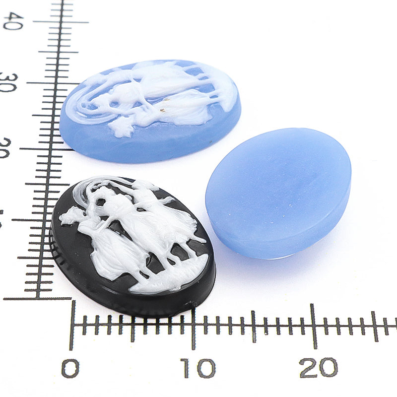 German Cameo Lady 2 Light Blue Matte/White