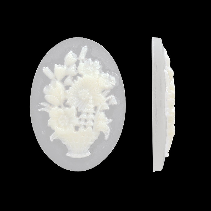 German cameo flower vase crystal matte/ivory