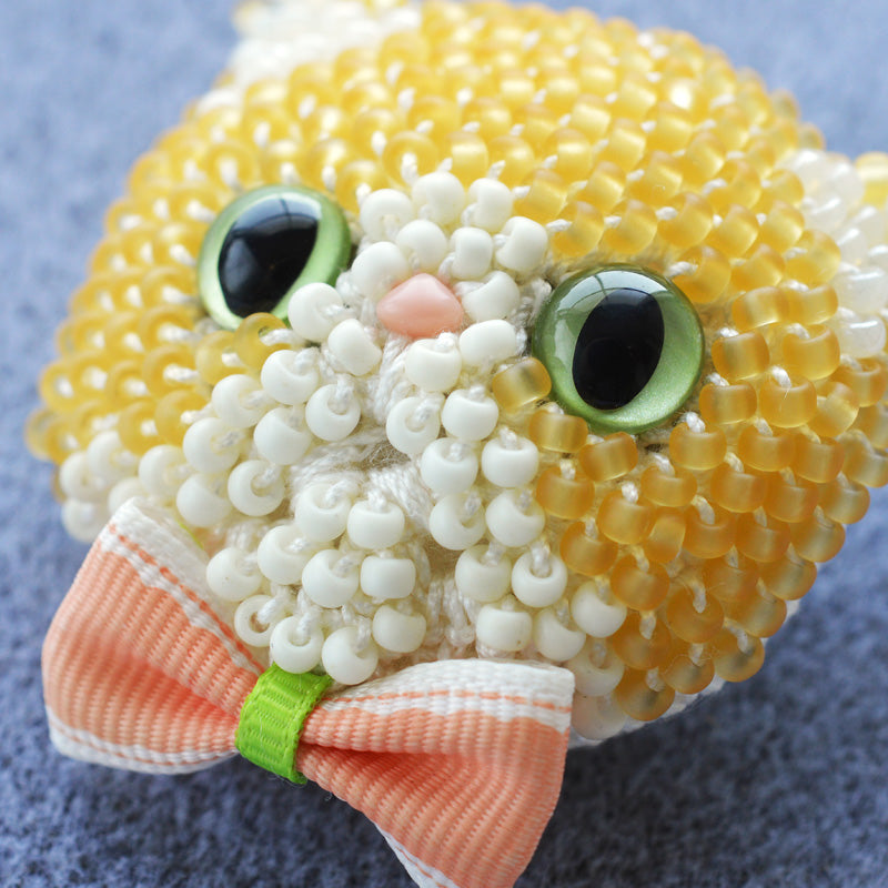 Crochet beaded cat brooch kit (BFK-669-672)
