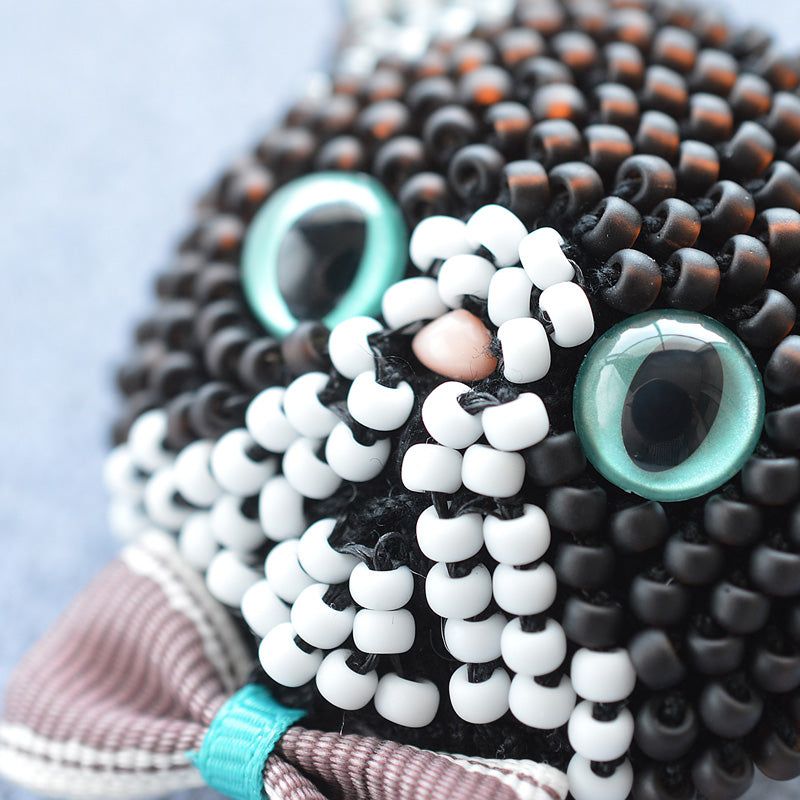 Crochet beaded cat brooch kit (BFK-669-672)