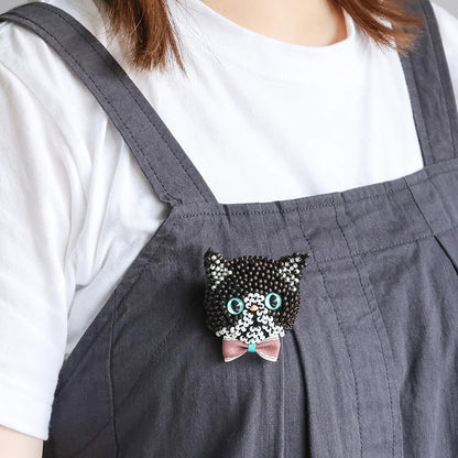 Crochet beaded cat brooch kit (BFK-669-672)