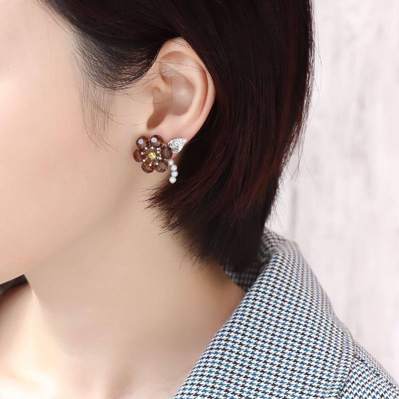 Recipe No.KR1282Kiwa crystalsflower earrings