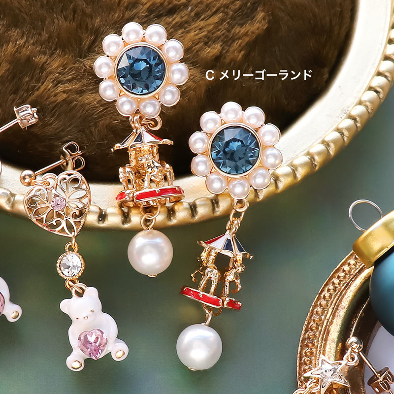 Recipe No.KR1291 3 types of Christmas charm earrings