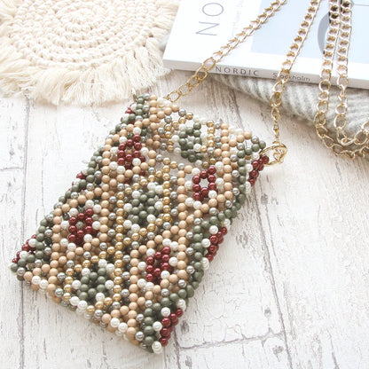 Resin poppy pearl soft gold