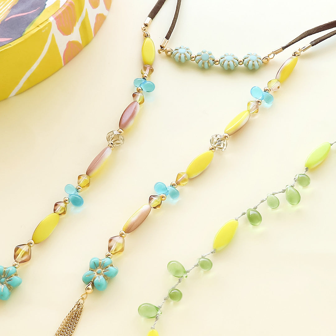 レシピNo.KR1368　チェコナベットとシズクのカラフルネックレス2種